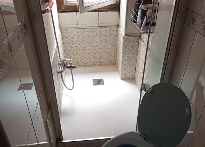 民宿 Centrica Economica *